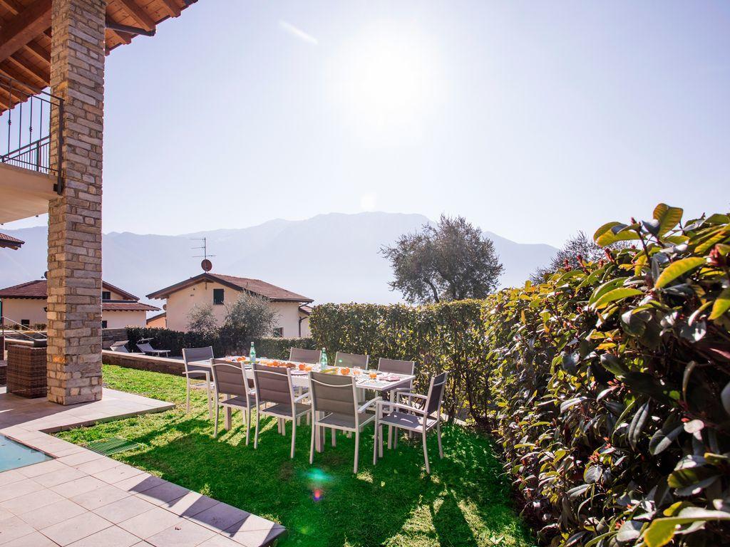 Ossuccio Grande C Home With Pool Sleeps 12 By Italian Apartments Комо Экстерьер фото