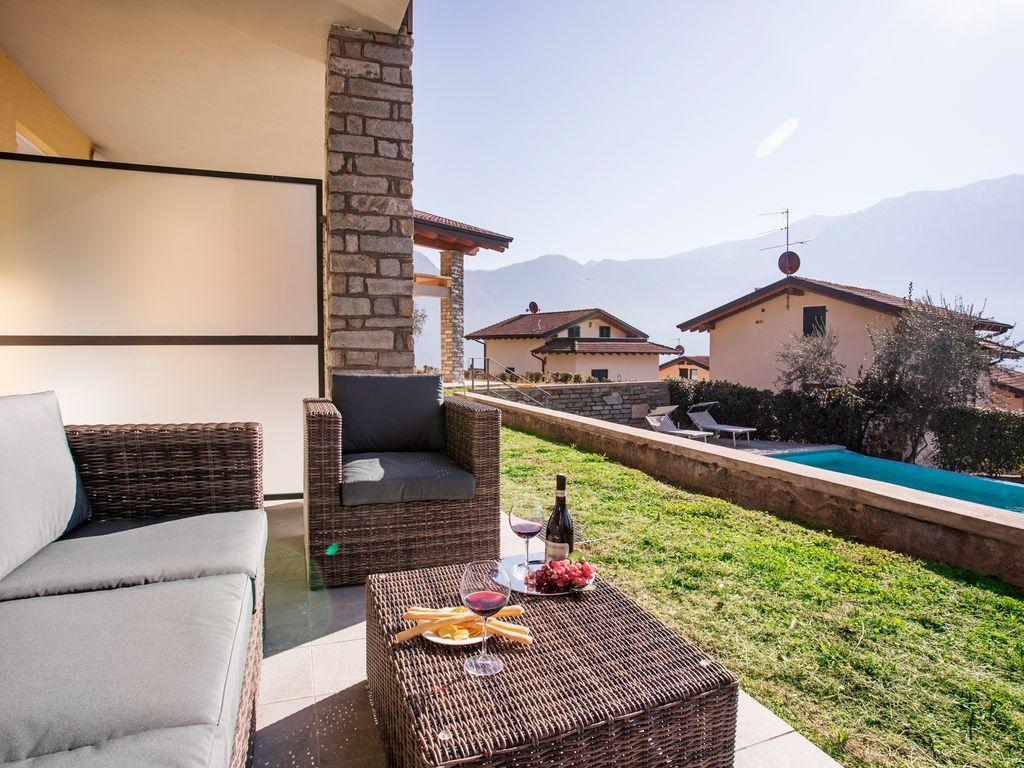 Ossuccio Grande C Home With Pool Sleeps 12 By Italian Apartments Комо Экстерьер фото