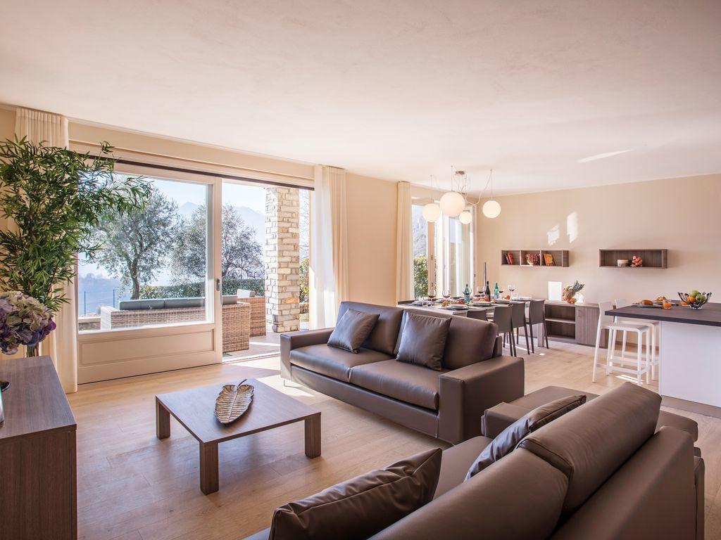 Ossuccio Grande C Home With Pool Sleeps 12 By Italian Apartments Комо Экстерьер фото