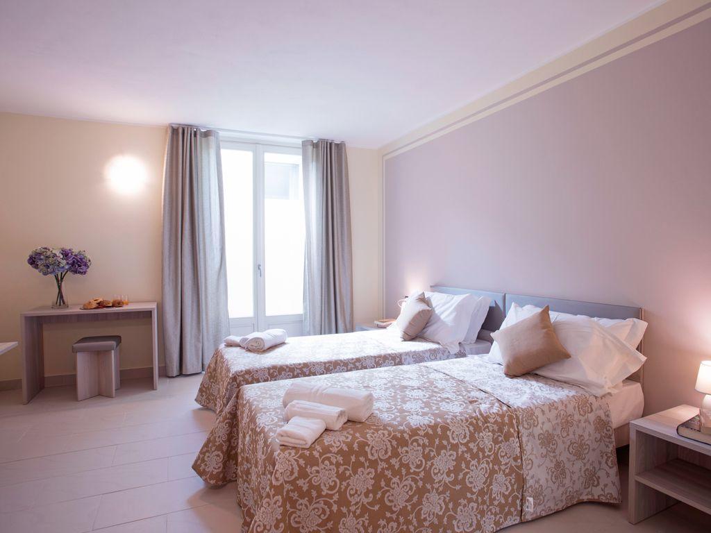Ossuccio Grande C Home With Pool Sleeps 12 By Italian Apartments Комо Экстерьер фото