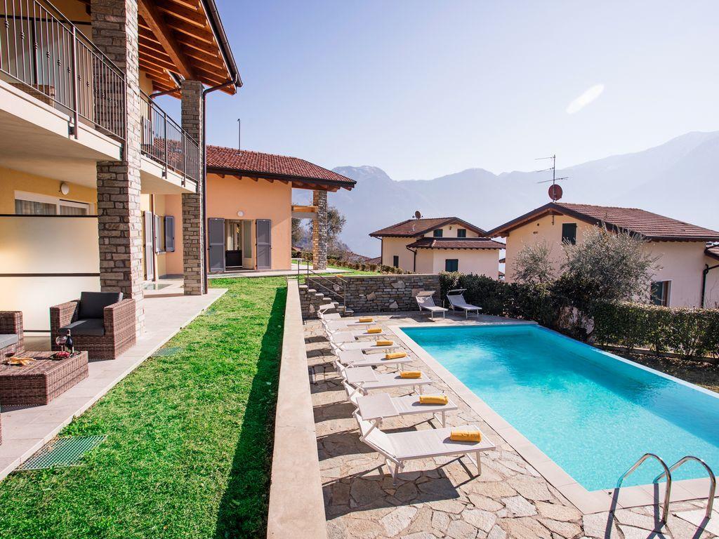 Ossuccio Grande C Home With Pool Sleeps 12 By Italian Apartments Комо Экстерьер фото