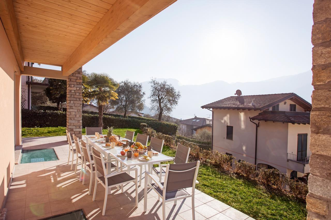 Ossuccio Grande C Home With Pool Sleeps 12 By Italian Apartments Комо Экстерьер фото